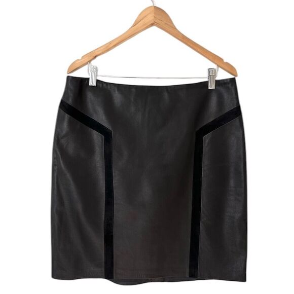 J. McLaughlin Black Genuine Leather Skirt Preppy Mob Wife Womens Size 12